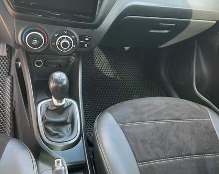 Черный Киа Рио, объемом двигателя 1.4 л и пробегом 247 тыс. км за 7800 $, фото 8 на Automoto.ua