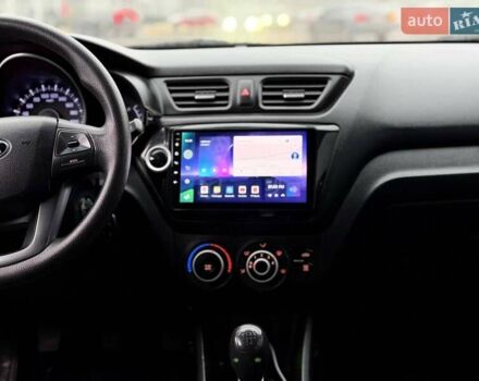 Черный Киа Рио, объемом двигателя 1.4 л и пробегом 220 тыс. км за 8200 $, фото 35 на Automoto.ua