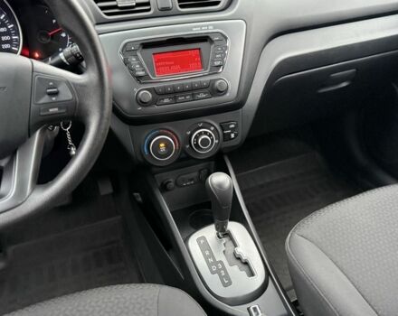 Чорний Кіа Ріо, об'ємом двигуна 1.4 л та пробігом 45 тис. км за 9800 $, фото 16 на Automoto.ua