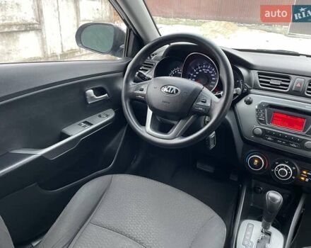 Черный Киа Рио, объемом двигателя 1.4 л и пробегом 124 тыс. км за 9350 $, фото 77 на Automoto.ua