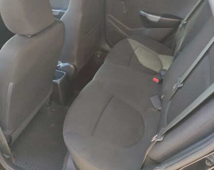 Черный Киа Рио, объемом двигателя 1.4 л и пробегом 186 тыс. км за 6800 $, фото 6 на Automoto.ua