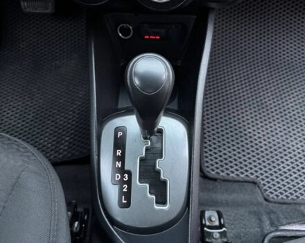 Чорний Кіа Ріо, об'ємом двигуна 1.4 л та пробігом 214 тис. км за 7700 $, фото 12 на Automoto.ua