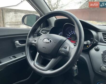 Черный Киа Рио, объемом двигателя 1.4 л и пробегом 124 тыс. км за 9350 $, фото 80 на Automoto.ua