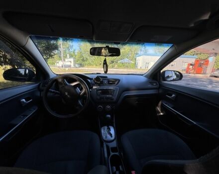Черный Киа Рио, объемом двигателя 1.4 л и пробегом 179 тыс. км за 7998 $, фото 7 на Automoto.ua