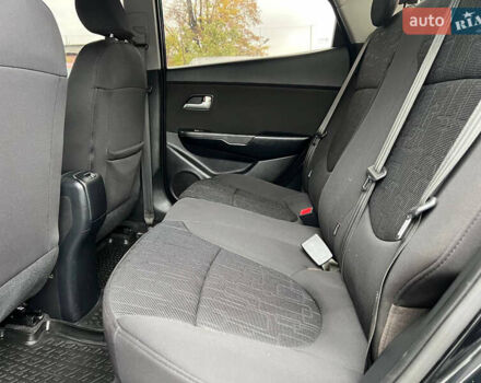 Черный Киа Рио, объемом двигателя 1.6 л и пробегом 170 тыс. км за 7999 $, фото 9 на Automoto.ua