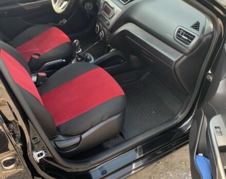 Черный Киа Рио, объемом двигателя 1.4 л и пробегом 212 тыс. км за 7700 $, фото 7 на Automoto.ua