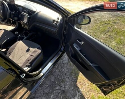 Чорний Кіа Ріо, об'ємом двигуна 1.59 л та пробігом 329 тис. км за 6000 $, фото 12 на Automoto.ua