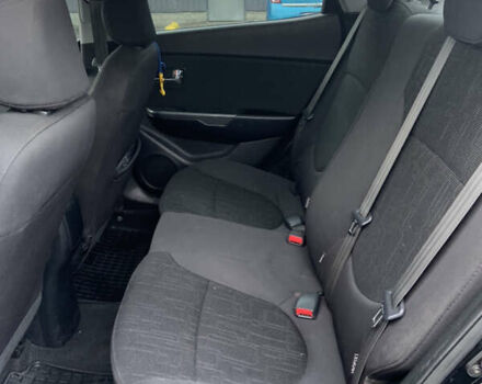 Чорний Кіа Ріо, об'ємом двигуна 1.6 л та пробігом 261 тис. км за 7650 $, фото 8 на Automoto.ua