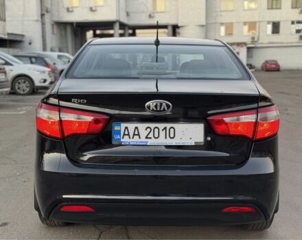 Черный Киа Рио, объемом двигателя 1.4 л и пробегом 305 тыс. км за 4750 $, фото 4 на Automoto.ua