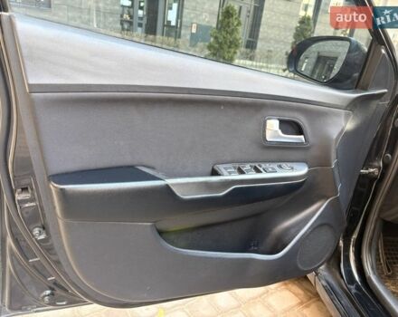 Чорний Кіа Ріо, об'ємом двигуна 1.6 л та пробігом 272 тис. км за 5950 $, фото 12 на Automoto.ua