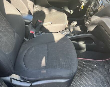 Чорний Кіа Ріо, об'ємом двигуна 1.6 л та пробігом 128 тис. км за 8500 $, фото 3 на Automoto.ua