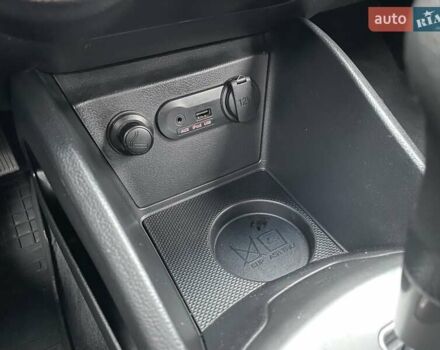 Черный Киа Рио, объемом двигателя 1.4 л и пробегом 124 тыс. км за 9350 $, фото 88 на Automoto.ua