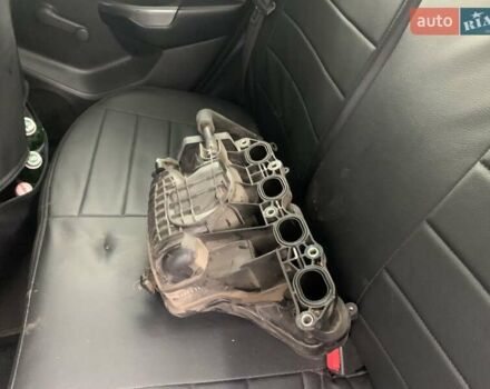 Чорний Кіа Ріо, об'ємом двигуна 1.4 л та пробігом 102 тис. км за 2870 $, фото 2 на Automoto.ua