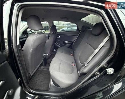 Черный Киа Рио, объемом двигателя 1.4 л и пробегом 220 тыс. км за 8200 $, фото 28 на Automoto.ua