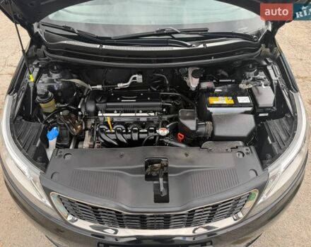 Черный Киа Рио, объемом двигателя 1.6 л и пробегом 61 тыс. км за 10300 $, фото 13 на Automoto.ua