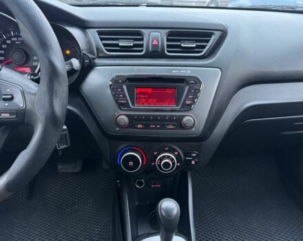 Черный Киа Рио, объемом двигателя 1.4 л и пробегом 214 тыс. км за 7700 $, фото 10 на Automoto.ua