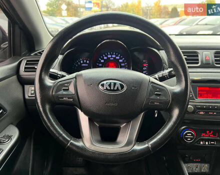Черный Киа Рио, объемом двигателя 1.6 л и пробегом 170 тыс. км за 7999 $, фото 16 на Automoto.ua