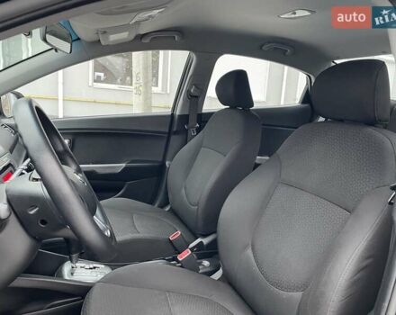 Черный Киа Рио, объемом двигателя 1.4 л и пробегом 124 тыс. км за 9350 $, фото 99 на Automoto.ua