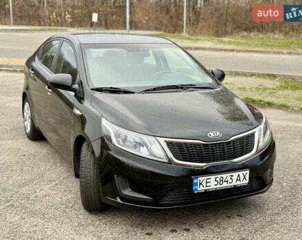 Чорний Кіа Ріо, об'ємом двигуна 1.4 л та пробігом 45 тис. км за 9800 $, фото 3 на Automoto.ua