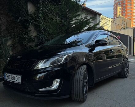 Чорний Кіа Ріо, об'ємом двигуна 1.59 л та пробігом 101 тис. км за 9000 $, фото 3 на Automoto.ua