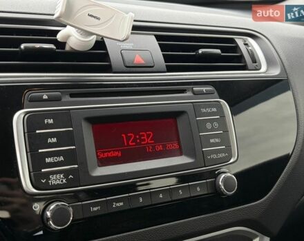 Черный Киа Рио, объемом двигателя 1.25 л и пробегом 100 тыс. км за 8300 $, фото 13 на Automoto.ua