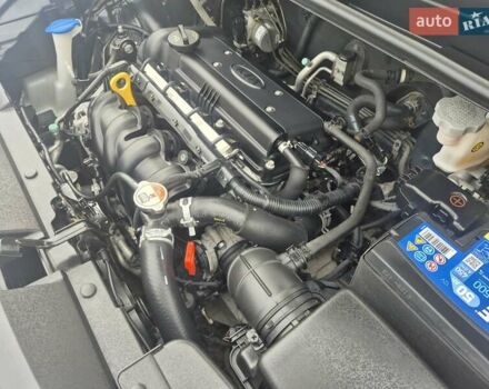 Черный Киа Рио, объемом двигателя 1.4 л и пробегом 66 тыс. км за 11950 $, фото 71 на Automoto.ua