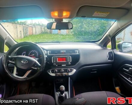 Чорний Кіа Ріо, об'ємом двигуна 1.4 л та пробігом 179 тис. км за 6100 $, фото 7 на Automoto.ua