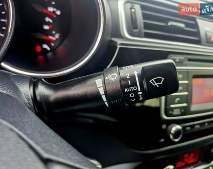 Черный Киа Рио, объемом двигателя 1.4 л и пробегом 66 тыс. км за 11950 $, фото 37 на Automoto.ua