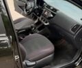 Черный Киа Рио, объемом двигателя 1.4 л и пробегом 180 тыс. км за 6900 $, фото 6 на Automoto.ua