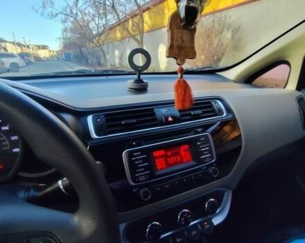 Чорний Кіа Ріо, об'ємом двигуна 1.59 л та пробігом 190 тис. км за 8500 $, фото 7 на Automoto.ua