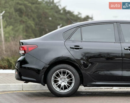 Черный Киа Рио, объемом двигателя 1.6 л и пробегом 135 тыс. км за 9300 $, фото 10 на Automoto.ua