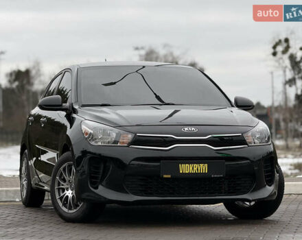 Черный Киа Рио, объемом двигателя 1.6 л и пробегом 135 тыс. км за 9300 $, фото 6 на Automoto.ua