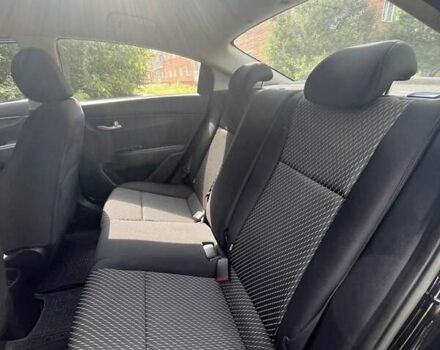 Киа Рио 2017 в Прилуках на Automoto.ua Черный Киа Рио, объемом двигателя 1.37 л и пробегом 34 тыс. км за 12400 $, фото 24 на Automoto.ua