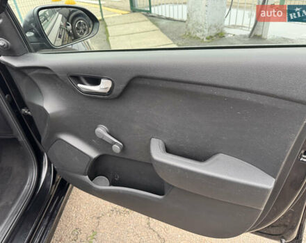 Черный Киа Рио, объемом двигателя 1.59 л и пробегом 89 тыс. км за 9490 $, фото 27 на Automoto.ua