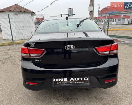 Черный Киа Рио, объемом двигателя 1.59 л и пробегом 89 тыс. км за 9490 $, фото 5 на Automoto.ua