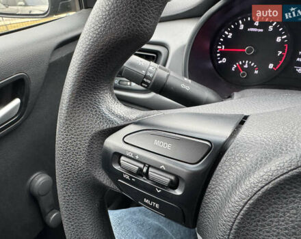 Черный Киа Рио, объемом двигателя 1.59 л и пробегом 89 тыс. км за 9490 $, фото 17 на Automoto.ua