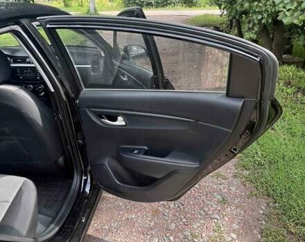 Киа Рио 2017 в Прилуках на Automoto.ua Черный Киа Рио, объемом двигателя 1.37 л и пробегом 34 тыс. км за 12400 $, фото 19 на Automoto.ua