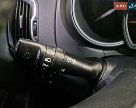 Черный Киа Рио, объемом двигателя 1.4 л и пробегом 96 тыс. км за 9500 $, фото 23 на Automoto.ua