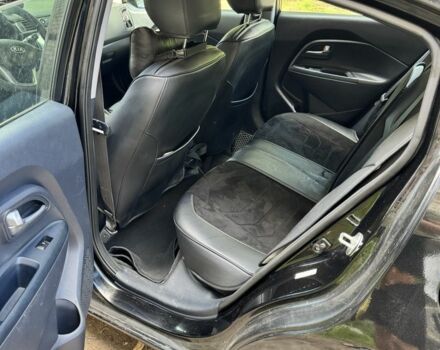 Черный Киа Рио, объемом двигателя 1.6 л и пробегом 70 тыс. км за 9000 $, фото 5 на Automoto.ua