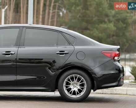 Черный Киа Рио, объемом двигателя 1.6 л и пробегом 135 тыс. км за 9800 $, фото 16 на Automoto.ua