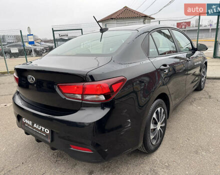 Черный Киа Рио, объемом двигателя 1.59 л и пробегом 89 тыс. км за 9490 $, фото 4 на Automoto.ua
