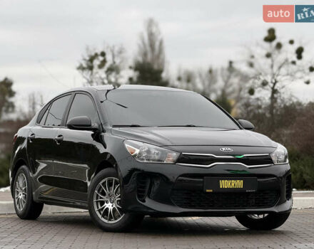 Черный Киа Рио, объемом двигателя 1.6 л и пробегом 135 тыс. км за 9800 $, фото 7 на Automoto.ua