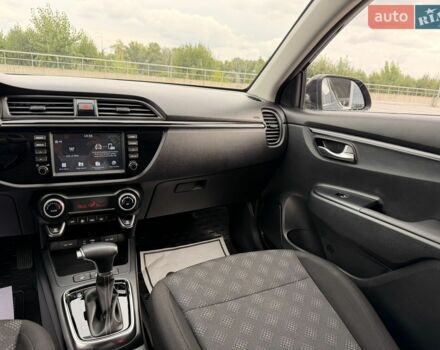Черный Киа Рио, объемом двигателя 1.6 л и пробегом 31 тыс. км за 14500 $, фото 31 на Automoto.ua