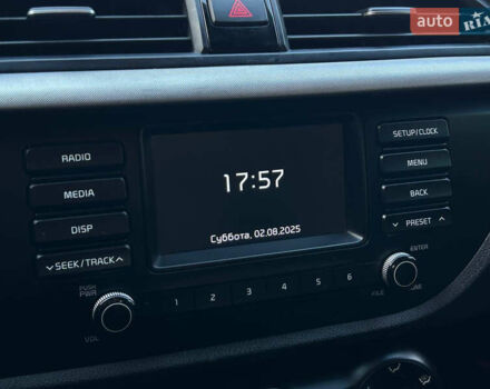 Чорний Кіа Ріо, об'ємом двигуна 1.37 л та пробігом 127 тис. км за 11899 $, фото 12 на Automoto.ua