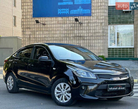 Чорний Кіа Ріо, об'ємом двигуна 1.37 л та пробігом 127 тис. км за 11899 $, фото 2 на Automoto.ua