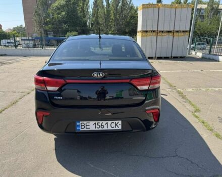 Чорний Кіа Ріо, об'ємом двигуна 1 л та пробігом 156 тис. км за 11028 $, фото 1 на Automoto.ua