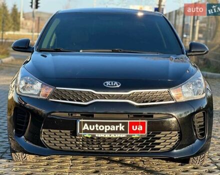 Чорний Кіа Ріо, об'ємом двигуна 1.6 л та пробігом 74 тис. км за 11790 $, фото 1 на Automoto.ua