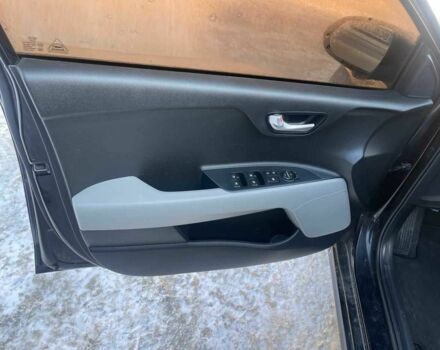 Чорний Кіа Ріо, об'ємом двигуна 1.6 л та пробігом 9 тис. км за 12700 $, фото 10 на Automoto.ua