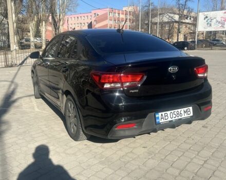 Чорний Кіа Ріо, об'ємом двигуна 1.6 л та пробігом 89 тис. км за 11400 $, фото 3 на Automoto.ua