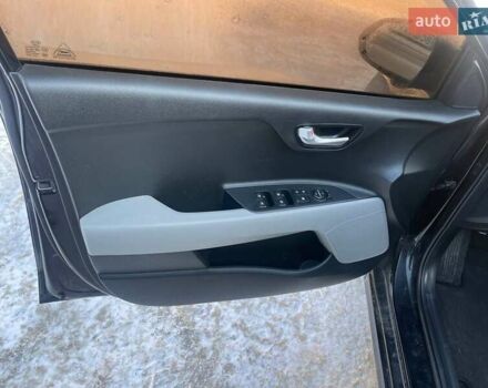 Черный Киа Рио, объемом двигателя 1.59 л и пробегом 9 тыс. км за 12700 $, фото 12 на Automoto.ua